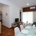 Palmove Makenzy Charming 1bed Lägenhet *