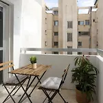 Palmove Makenzy Charming 1bed Lägenhet *