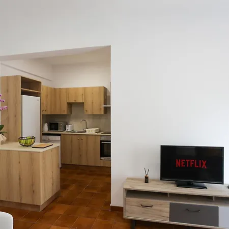 Palmove Makenzy Charming 1bed * Larnaca