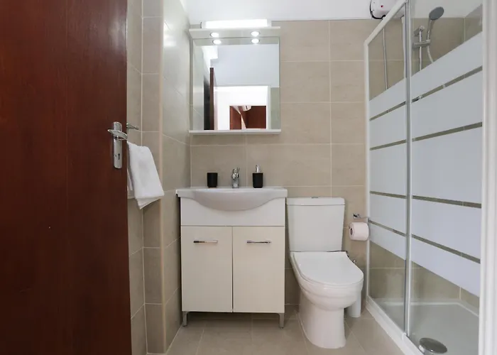 Palmove Makenzy Charming 1bed Apartment Larnaka